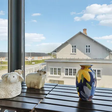 Bad, Lejl, 75 Appartement